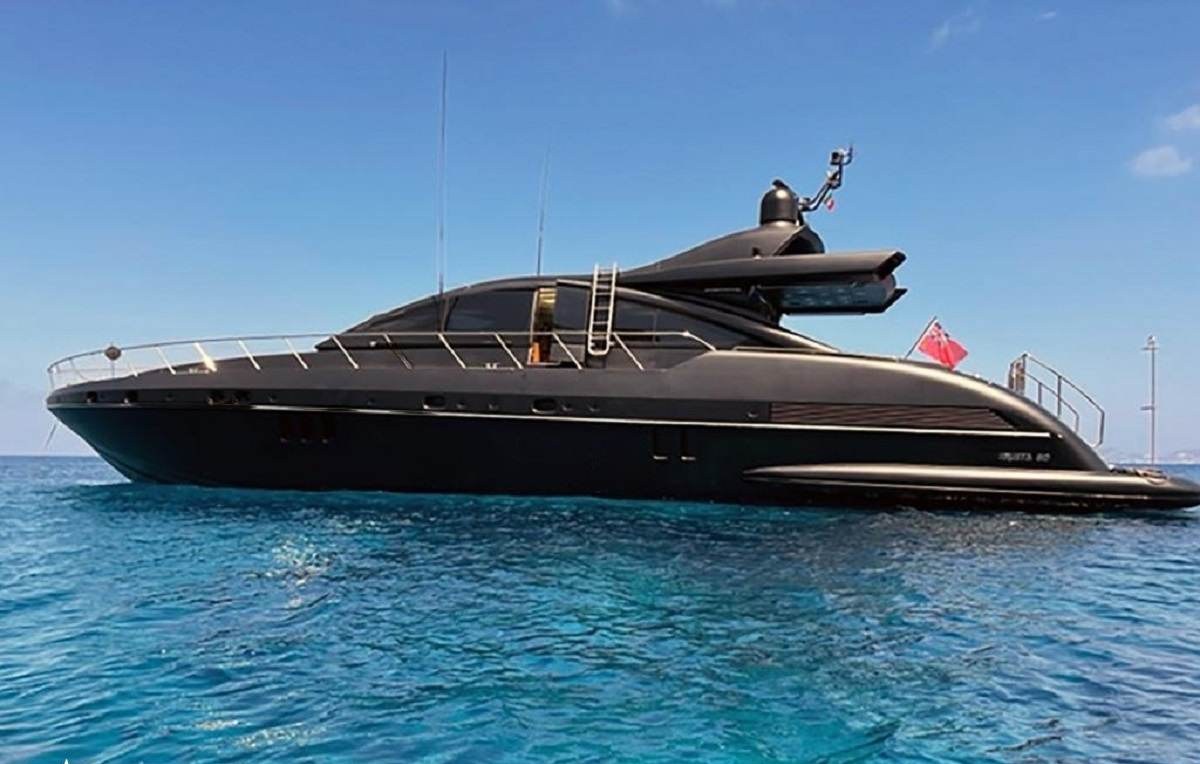 BOBY yacht charter 2
