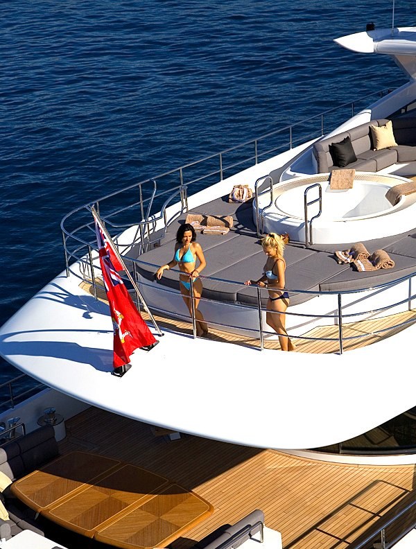 G FORCE yacht charter 5