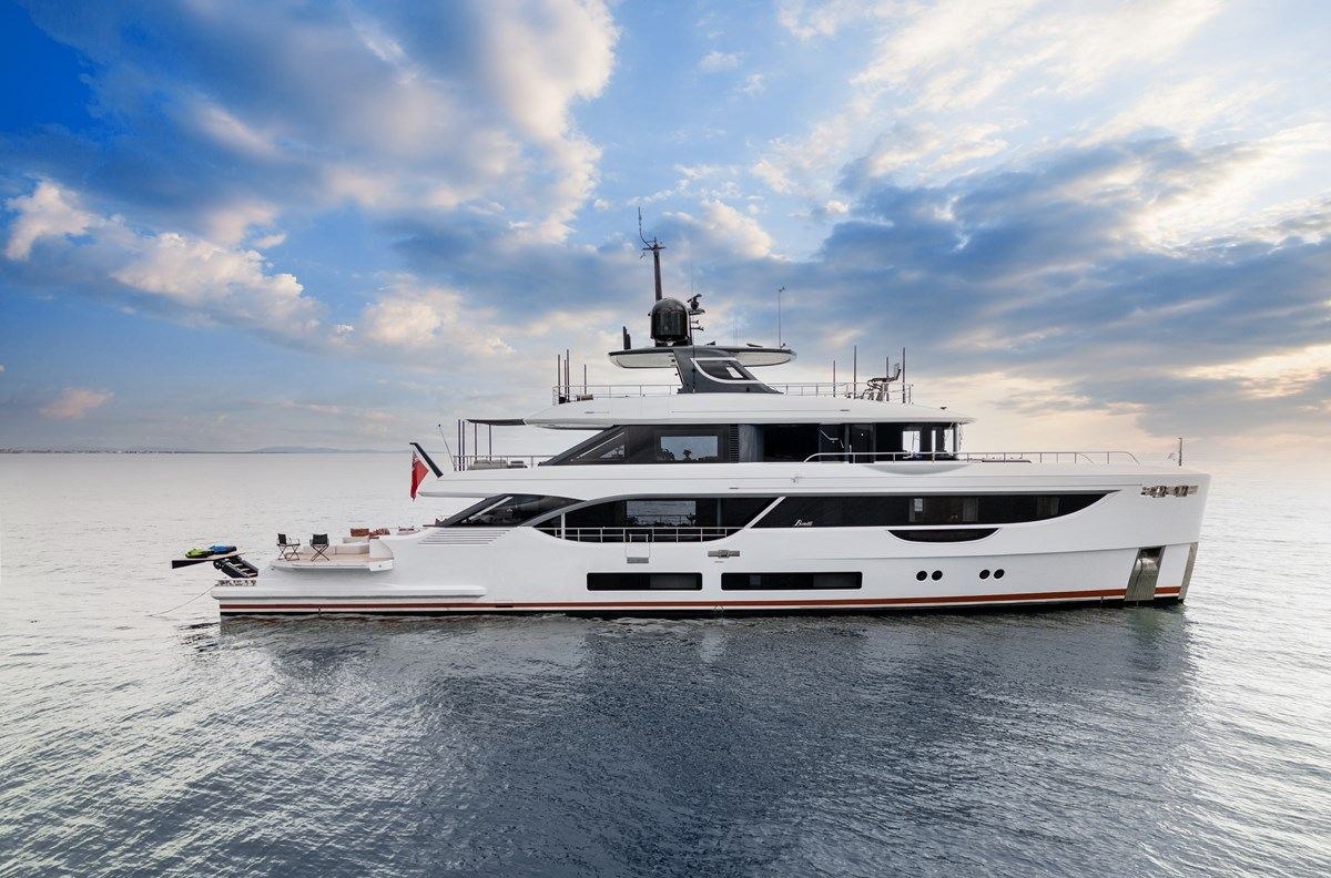 A+ yacht charter 2