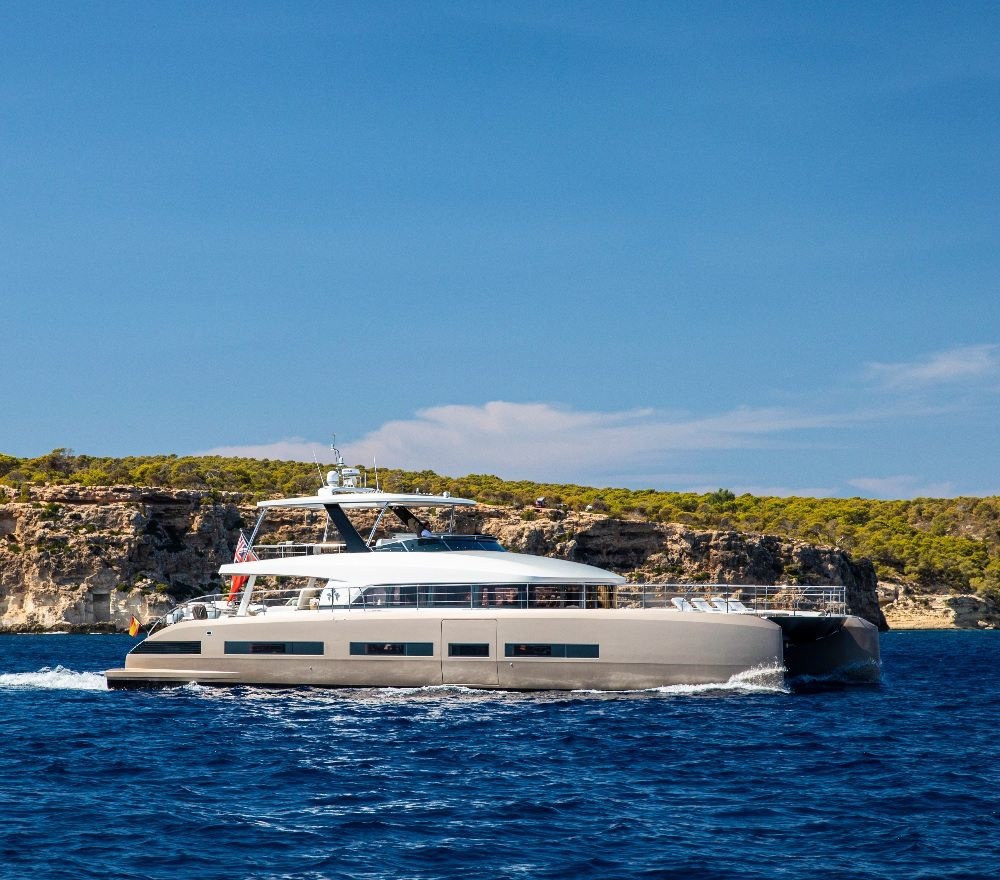 SÁSTA yacht charter 2