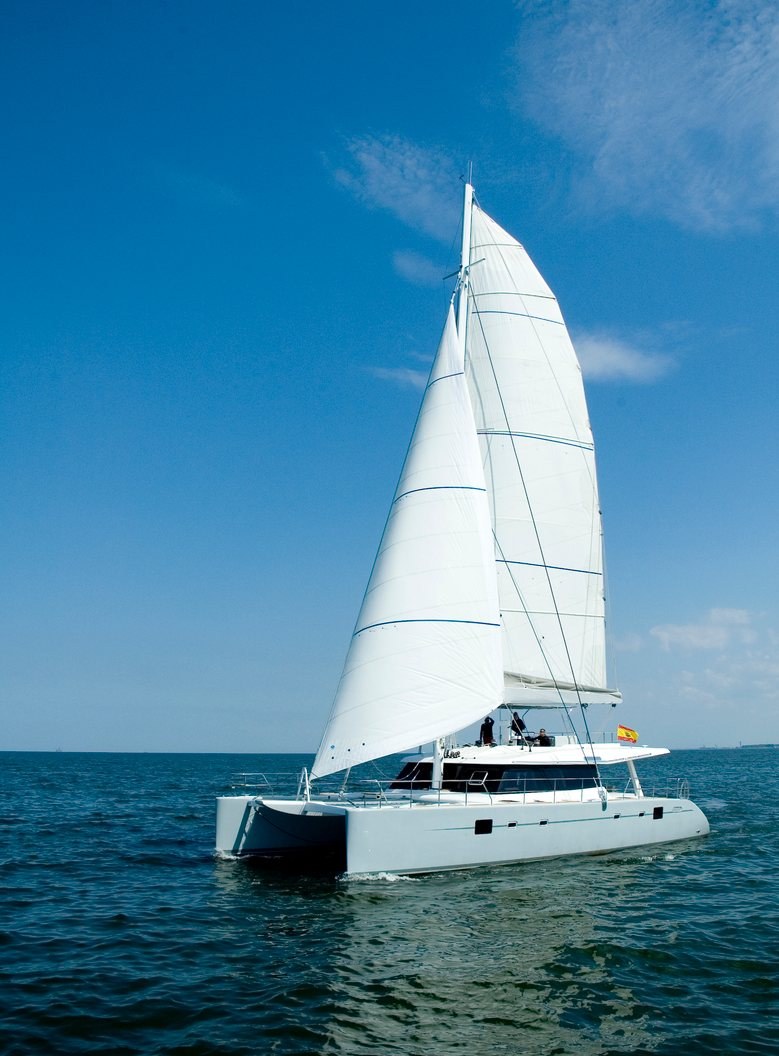 DEPENDE IV yacht charter 2