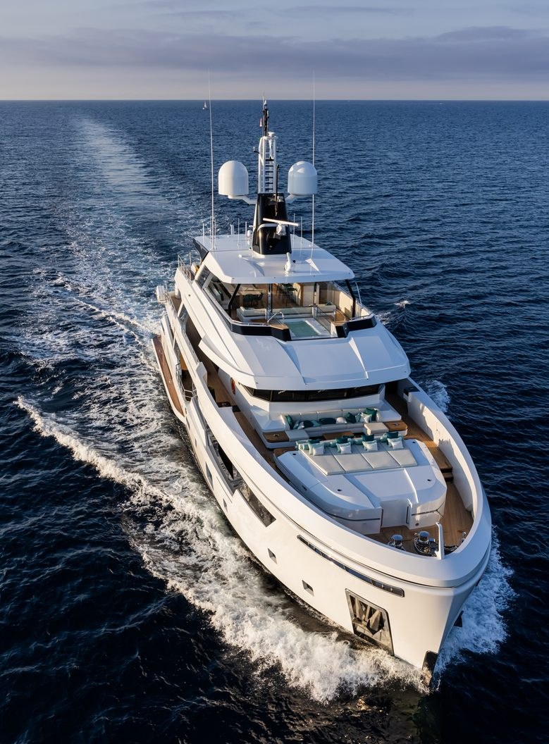 EMOCEAN yacht charter 3