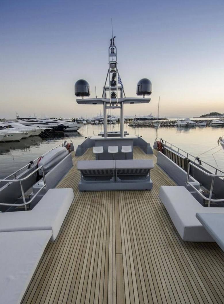 NOT GUILTY III yacht charter 5