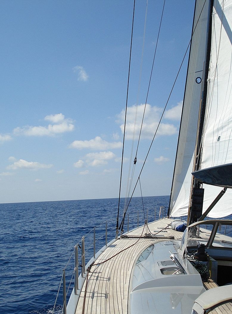 VALKYRIE yacht charter 5