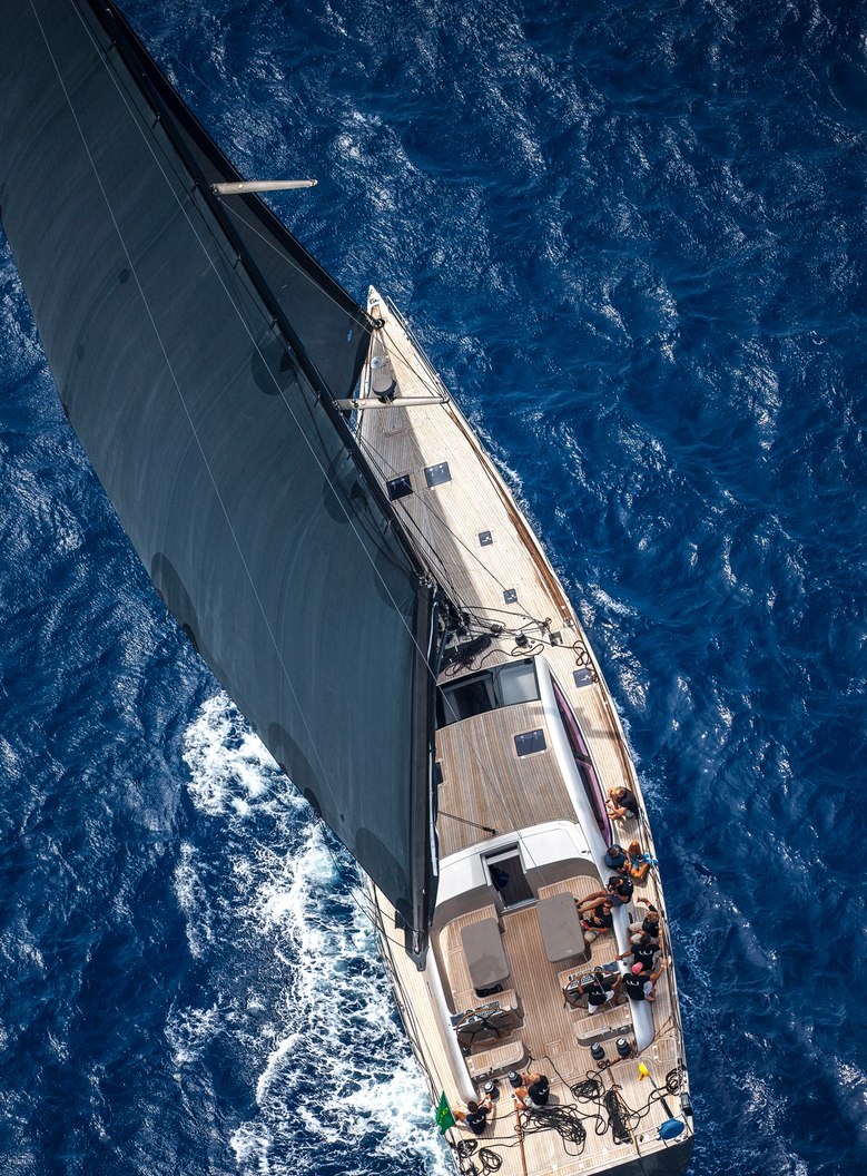 WIZARD yacht charter 4