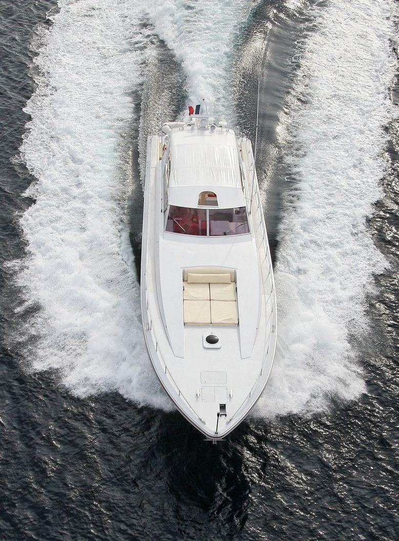 LUCE ONE yacht charter 4
