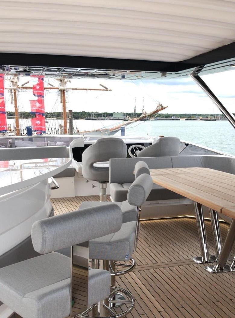 BLUE INFINITY yacht charter 4