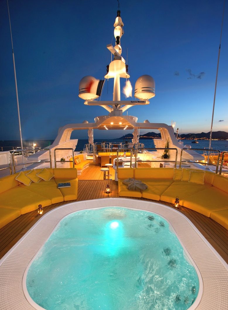 PLATINUM yacht charter 3