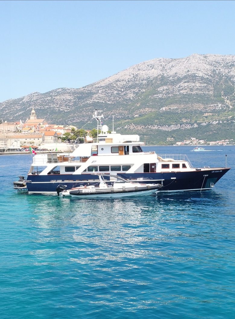 PRINCESS MAELA yacht charter 2