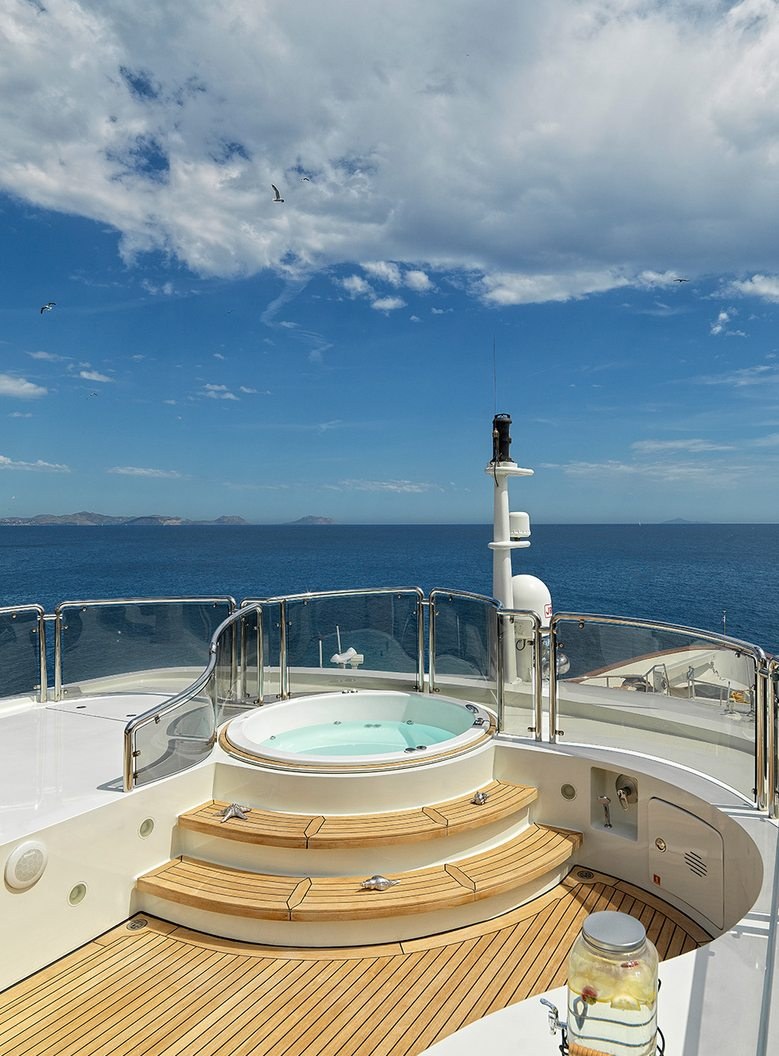 ALEXANDRA yacht charter 4