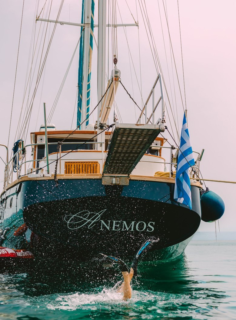 ANEMOS yacht charter 5