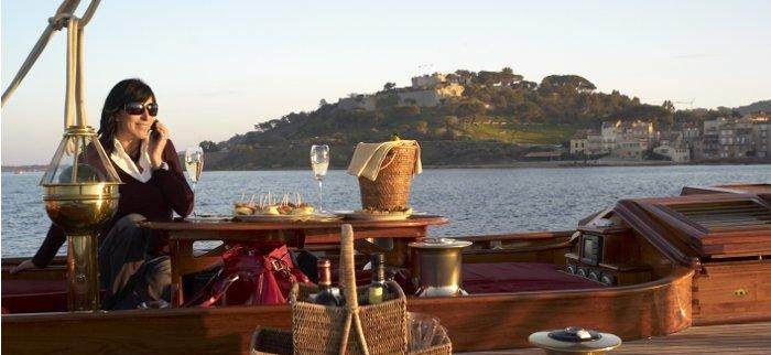 MOONBEAM OF FIFE III yacht charter 3