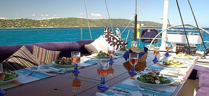 DARK STAR OF LONDON yacht charter 5