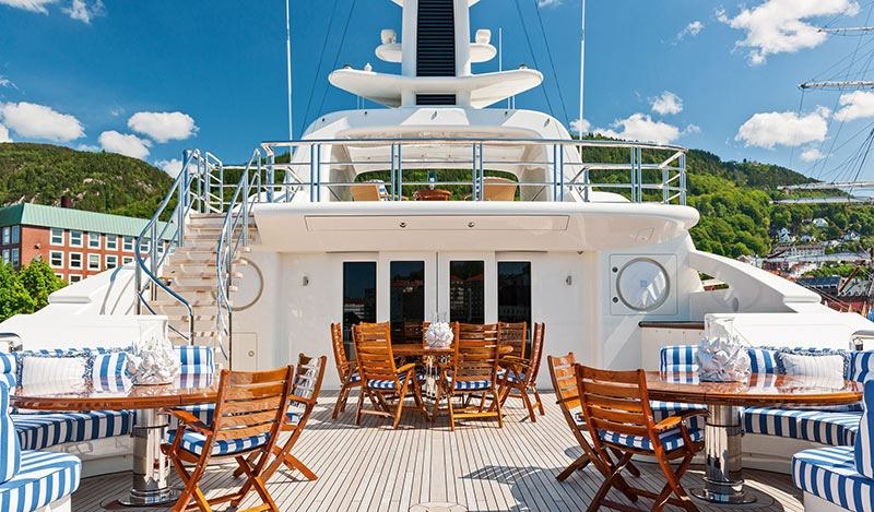 LADY KATHRYN V yacht charter 4