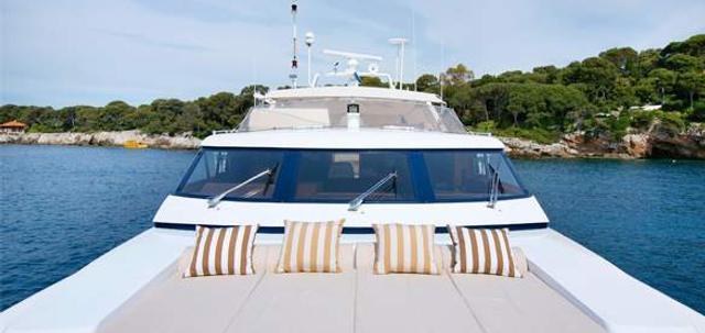 SUNLINER X yacht charter 2