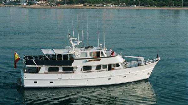 SAI KUNG yacht charter 2