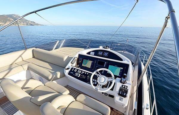 TURQUOISE yacht charter 5