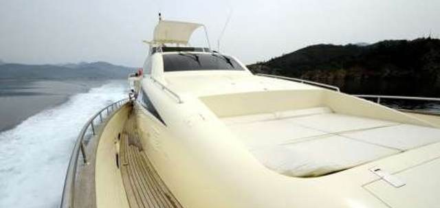ARZU'S DESIRE yacht charter 2