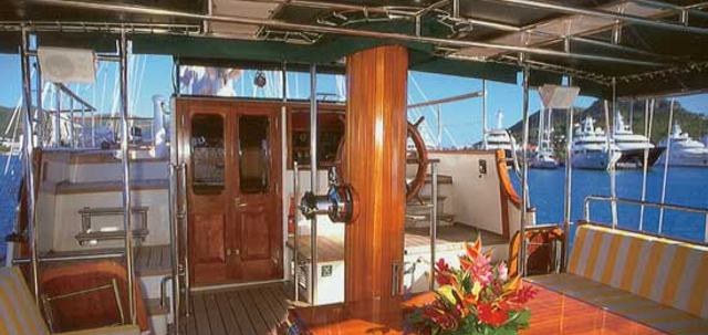 MALCOLM MILLER yacht charter 2
