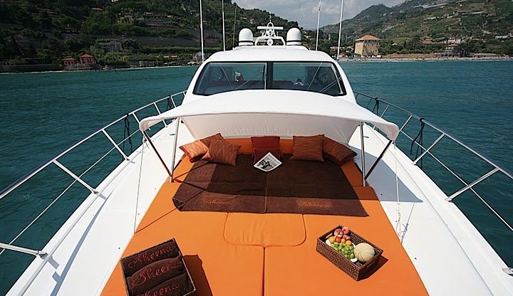 ASPRA 38 yacht charter 3