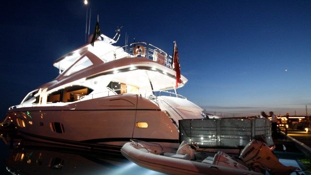 VEUVE yacht charter 4