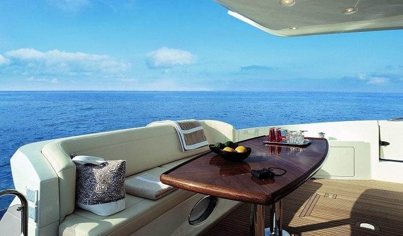 BEAUTY yacht charter 5
