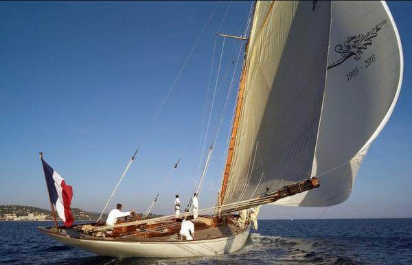 MOONBEAM OF FIFE III yacht charter 4