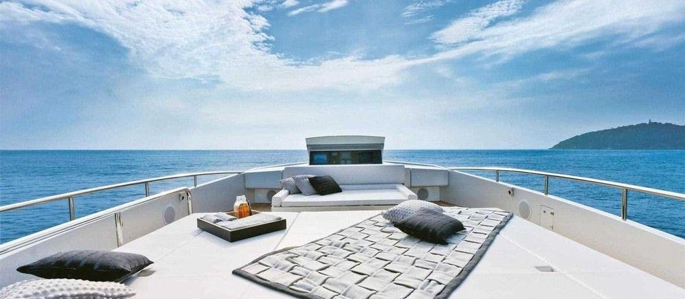 DORIS V yacht charter 5