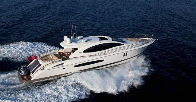 LIZZI yacht charter 2