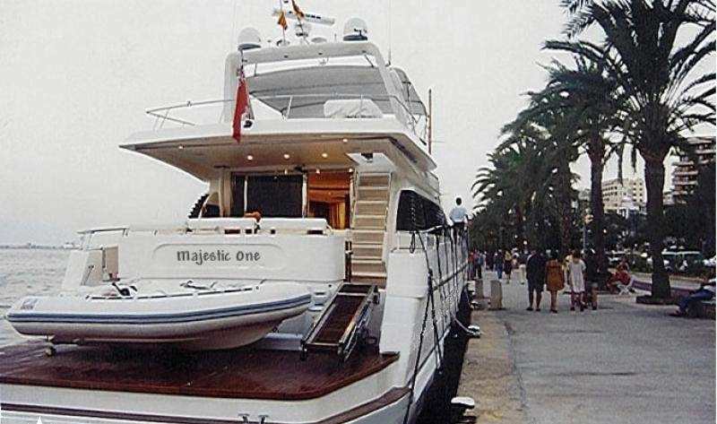 MAJESTIC ONE yacht charter 5
