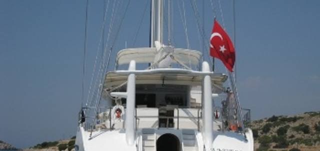 ANGELO II yacht charter 4