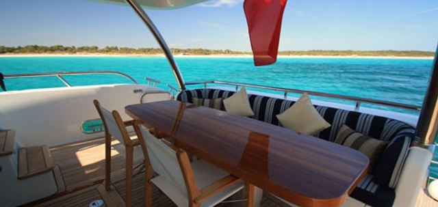 MIDAS TOUCH yacht charter 4