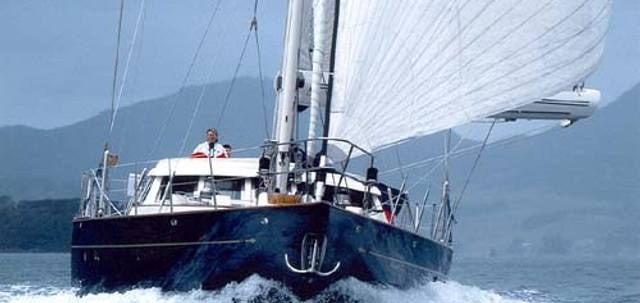 TIGA BELAS yacht charter 4