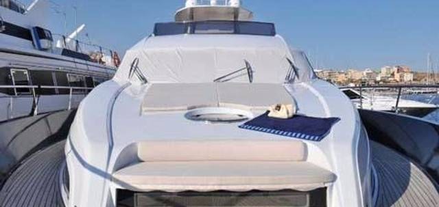 STELA117 yacht charter 2