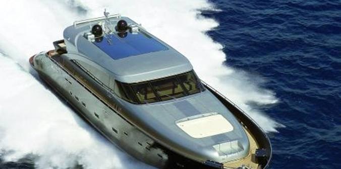 EL DISPARO yacht charter 3