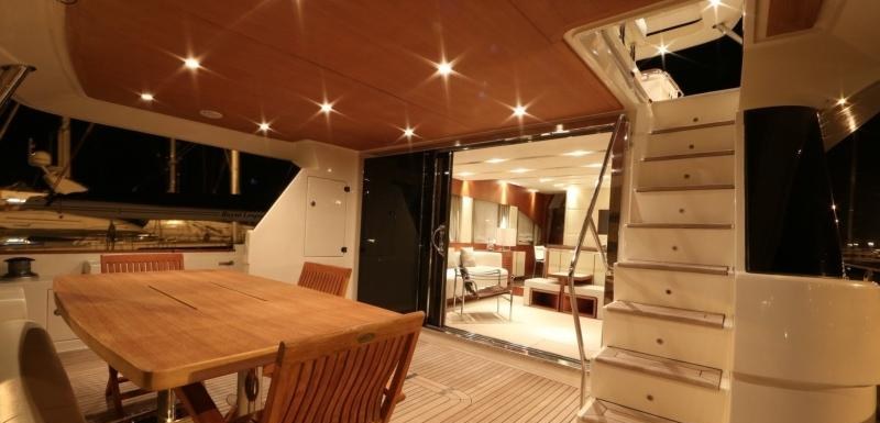 QUESTA È VITA yacht charter 5