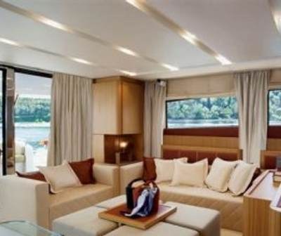 BLUWATER yacht charter 2