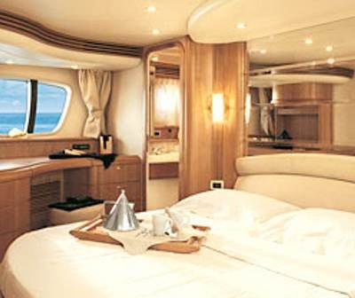 WINI yacht charter 3