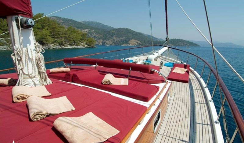 KIRKE yacht charter 5