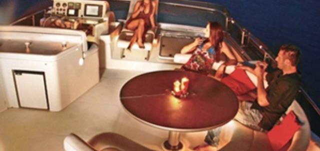 SERENE yacht charter 3
