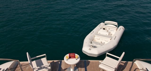 DELHIA yacht charter 4