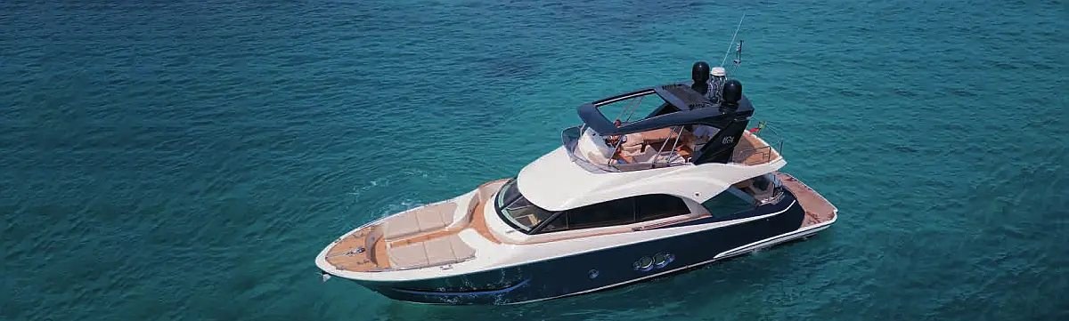 FIVE WEEKS yacht charter 3