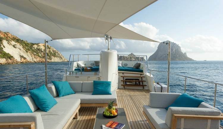MONARA yacht charter 4