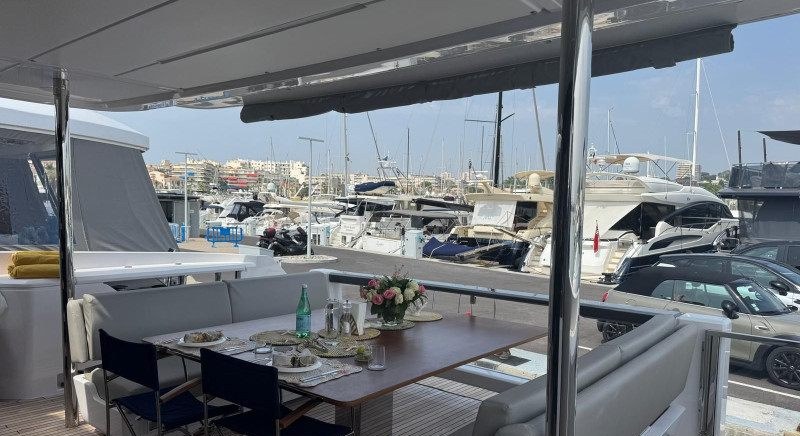 LADY AGA yacht charter 5