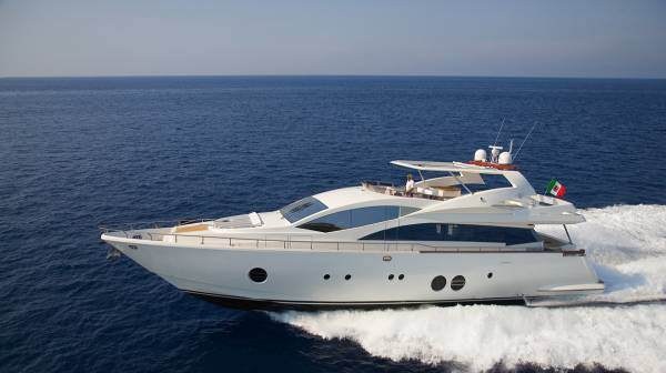 AMON yacht charter 4