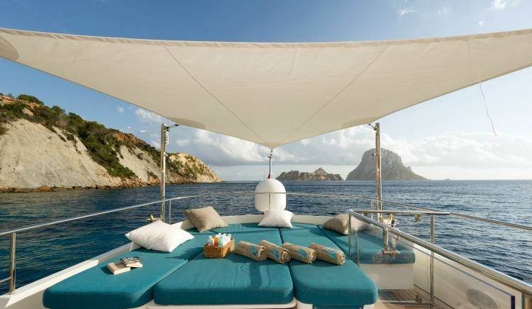 MONARA yacht charter 5