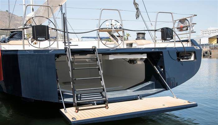 KIWAYU yacht charter 5