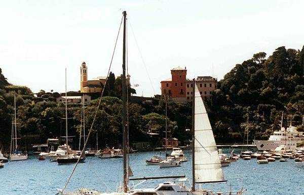 LOTTY yacht charter 3