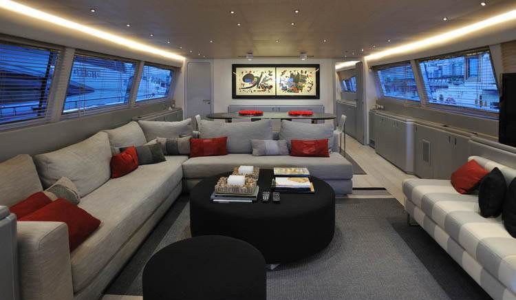 PETARDO yacht charter 5