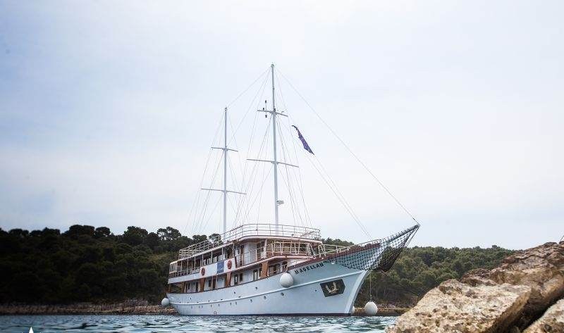 MAGELLAN yacht charter 2